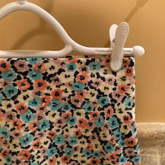 BCBG Bodycon skirt - Picture 1 of 3